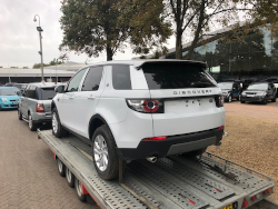 Transporting a Landrover